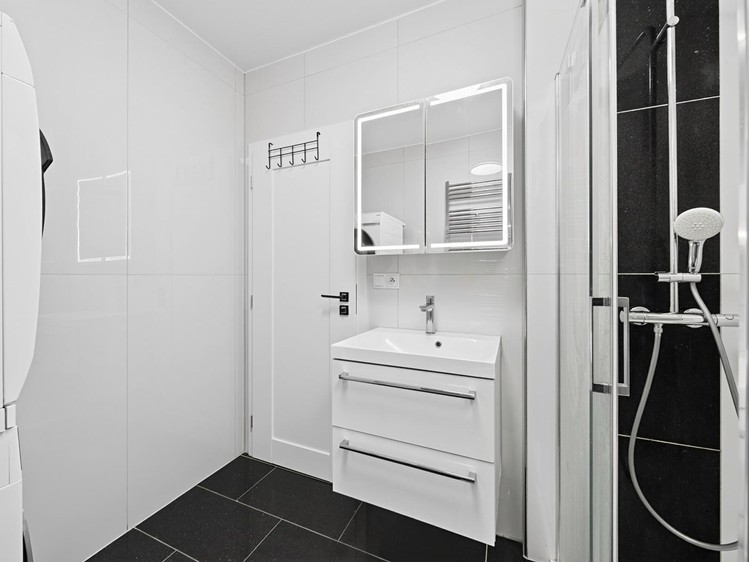 Haus zum Kauf, 381 m² (8 von 29)