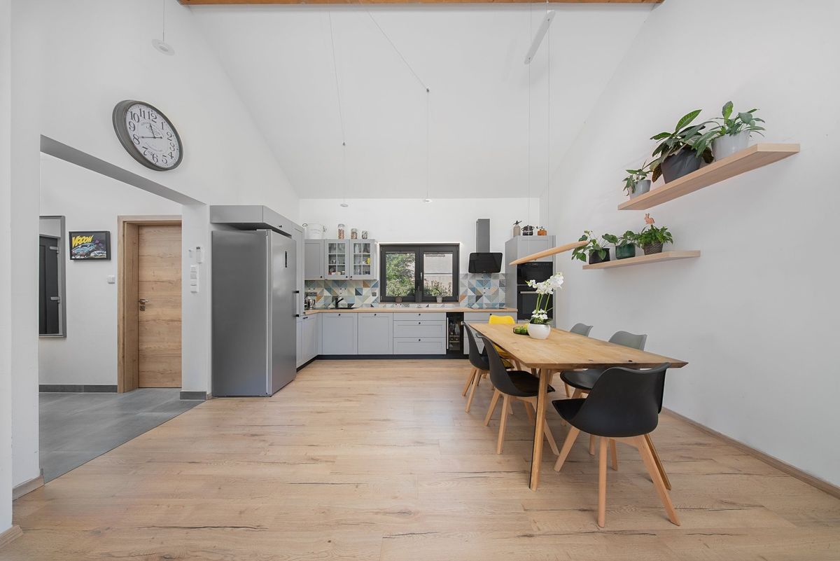 Prodej rodinného domu 105 m², pozemek 542 m² – fotografie 5
