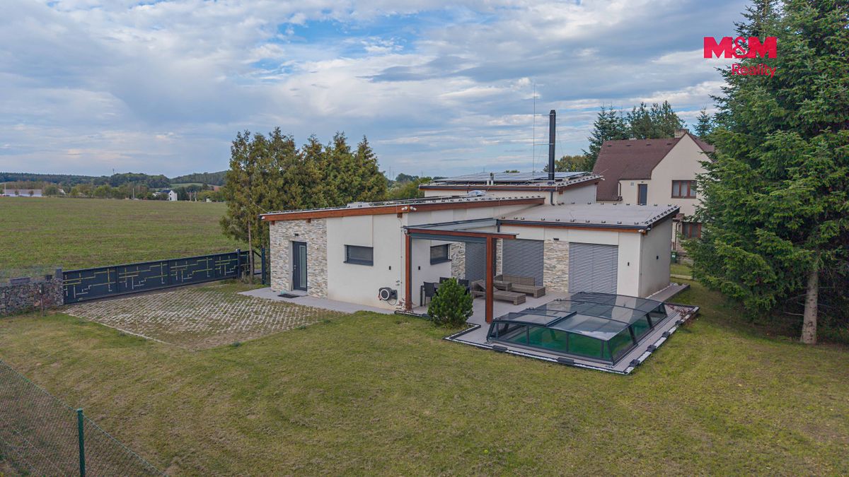 Pronájem rodinného domu 92 m², pozemek 914 m² – fotografie 5