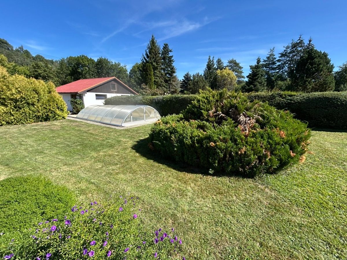 Prodej rodinného domu 206 m², pozemek 1730 m² – fotografie 4