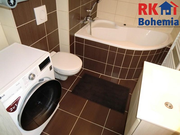 Квартира 2+kk в оренду, 52 м² (14 з 17)