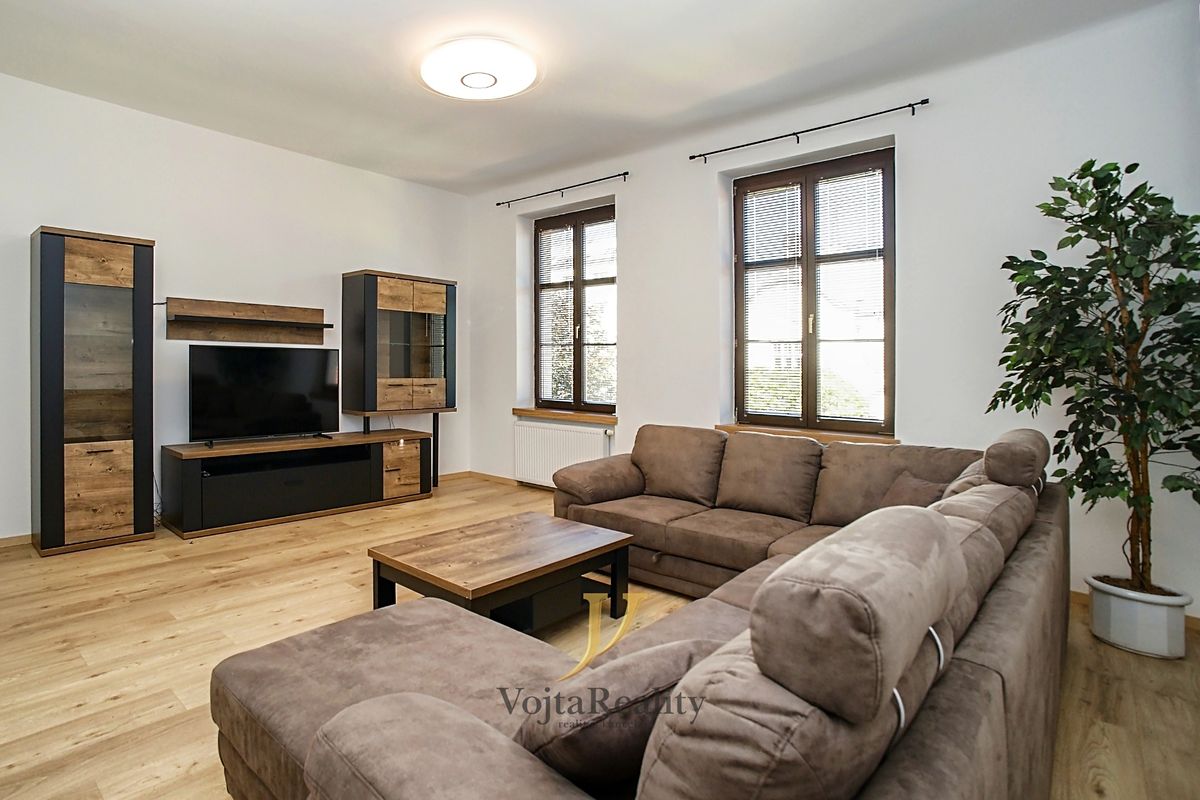 Pronájem bytu 3+1 108 m² – fotografie 2