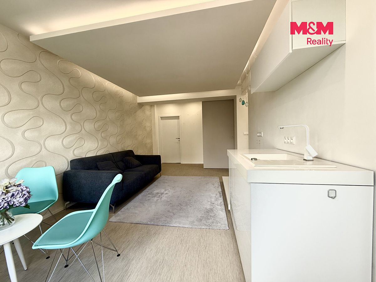 Pronájem bytu 2+1 54 m² – fotografie 4