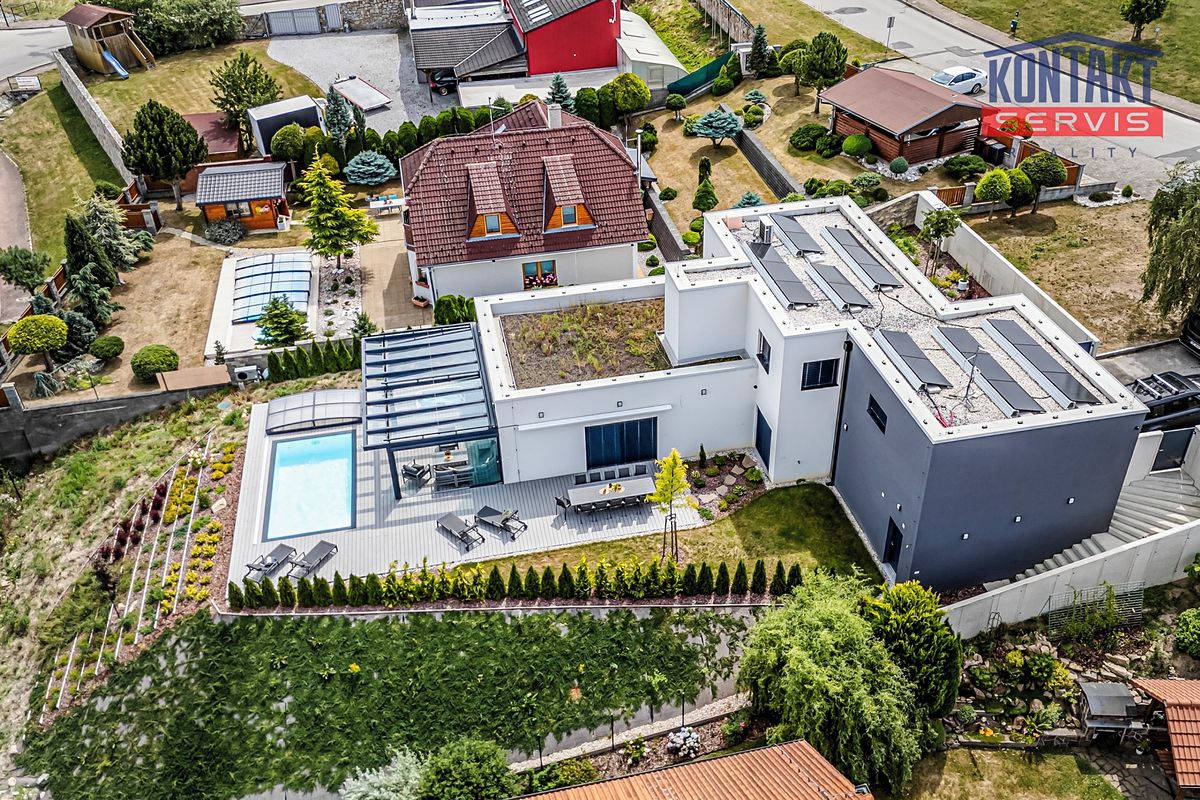 Prodej rodinného domu 236 m², pozemek 1076 m², Hlincová Hora – fotka 1 z 3