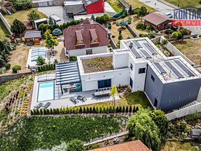 Prodej  rodinného domu 236 m², pozemek 1 076 m²