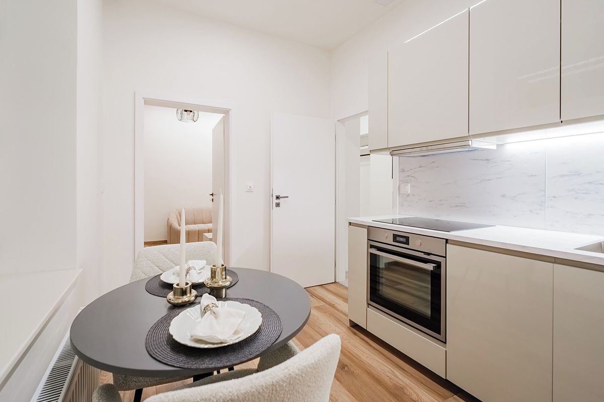 Pronájem bytu 1+1 34 m² – fotografie 3