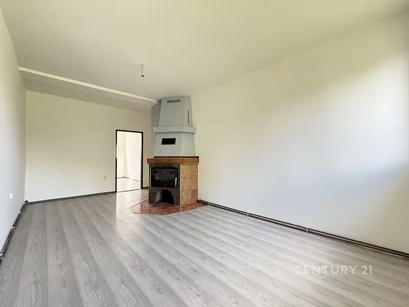 Pronájem bytu 2+1 60 m², Doubrava – náhled fotky 3