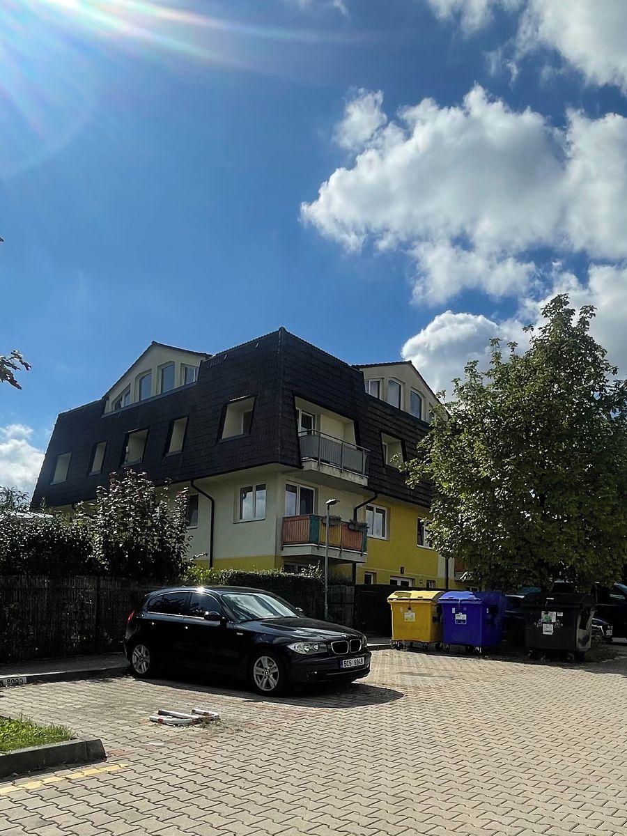 Pronájem bytu 2+1 57 m²