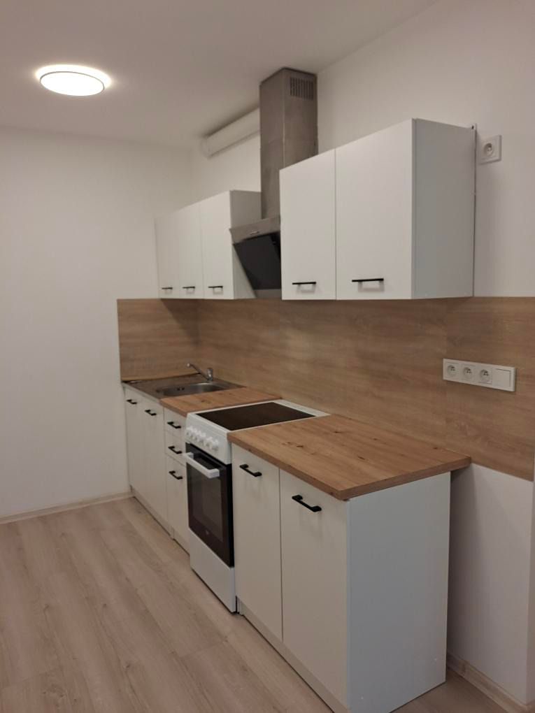 Pronájem bytu 2+kk 50 m² – fotografie 5