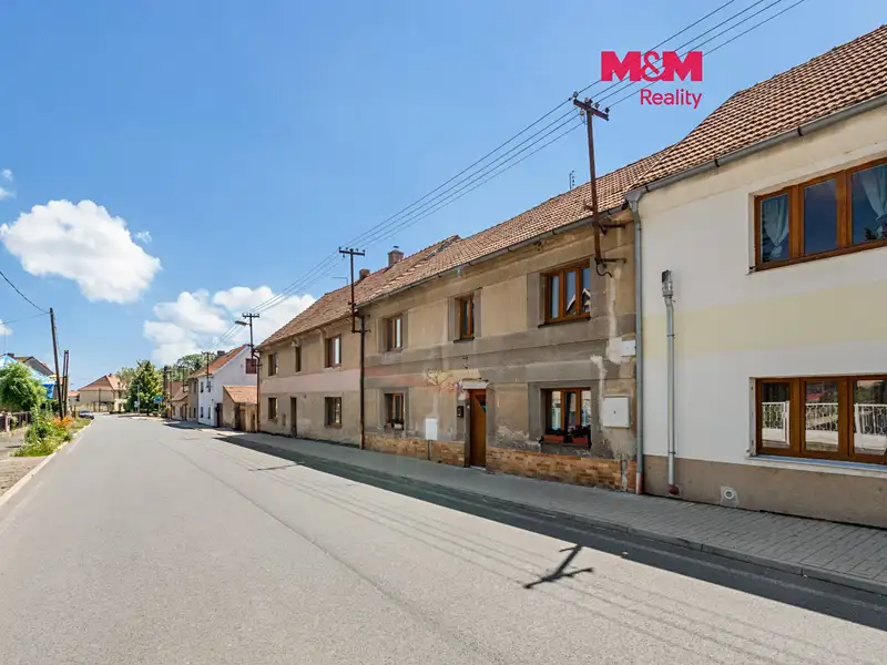 Prodej rodinného domu 140 m², pozemek 375 m², Vražkov – náhled fotky 1