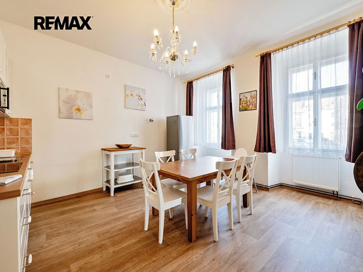 Prodej komerčního prostoru, 266 m² (11 z 39)