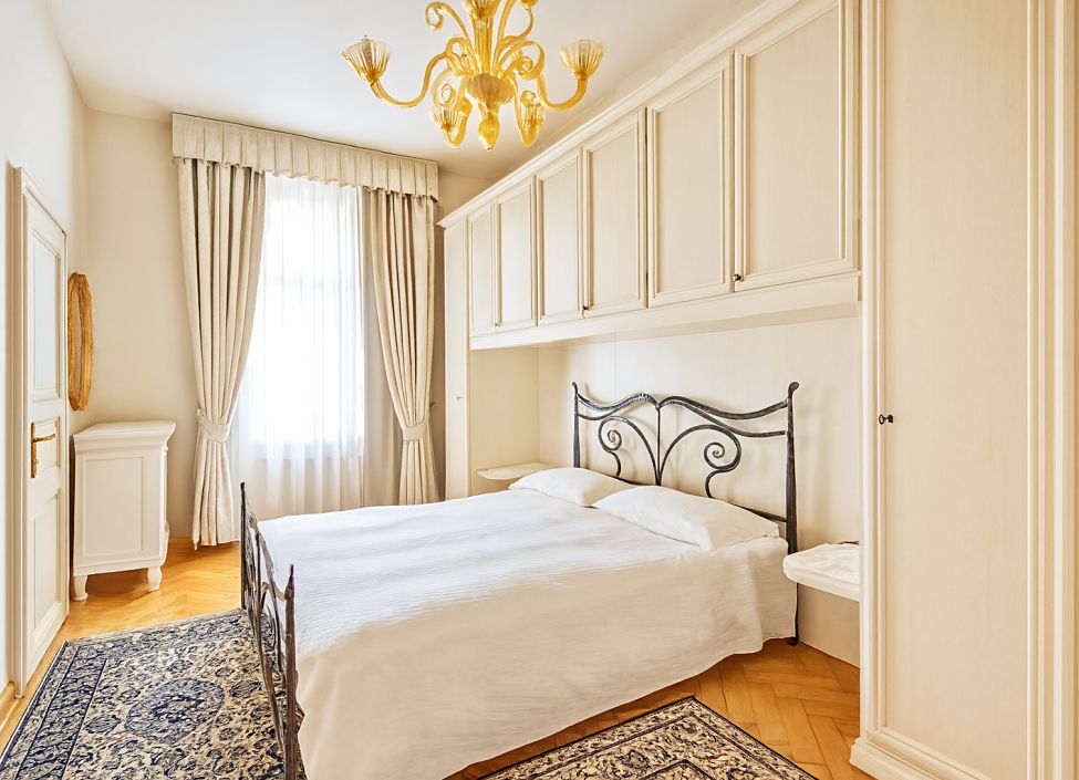 Pronájem bytu 4+kk 123 m² – fotografie 2