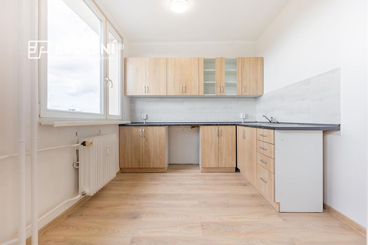 Pronájem bytu 3+1 68 m² – fotografie 2