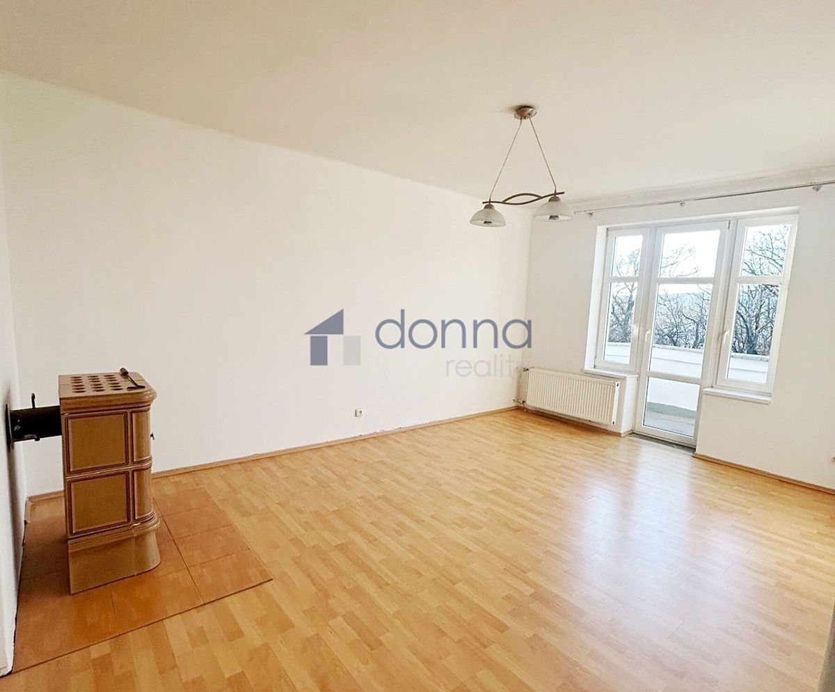 Pronájem bytu 4+kk 100 m²