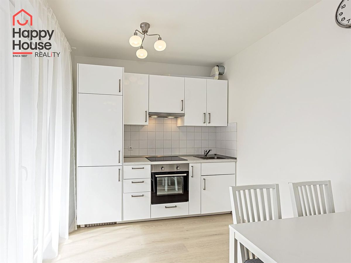 Pronájem bytu 2+kk 54 m² – fotografie 5