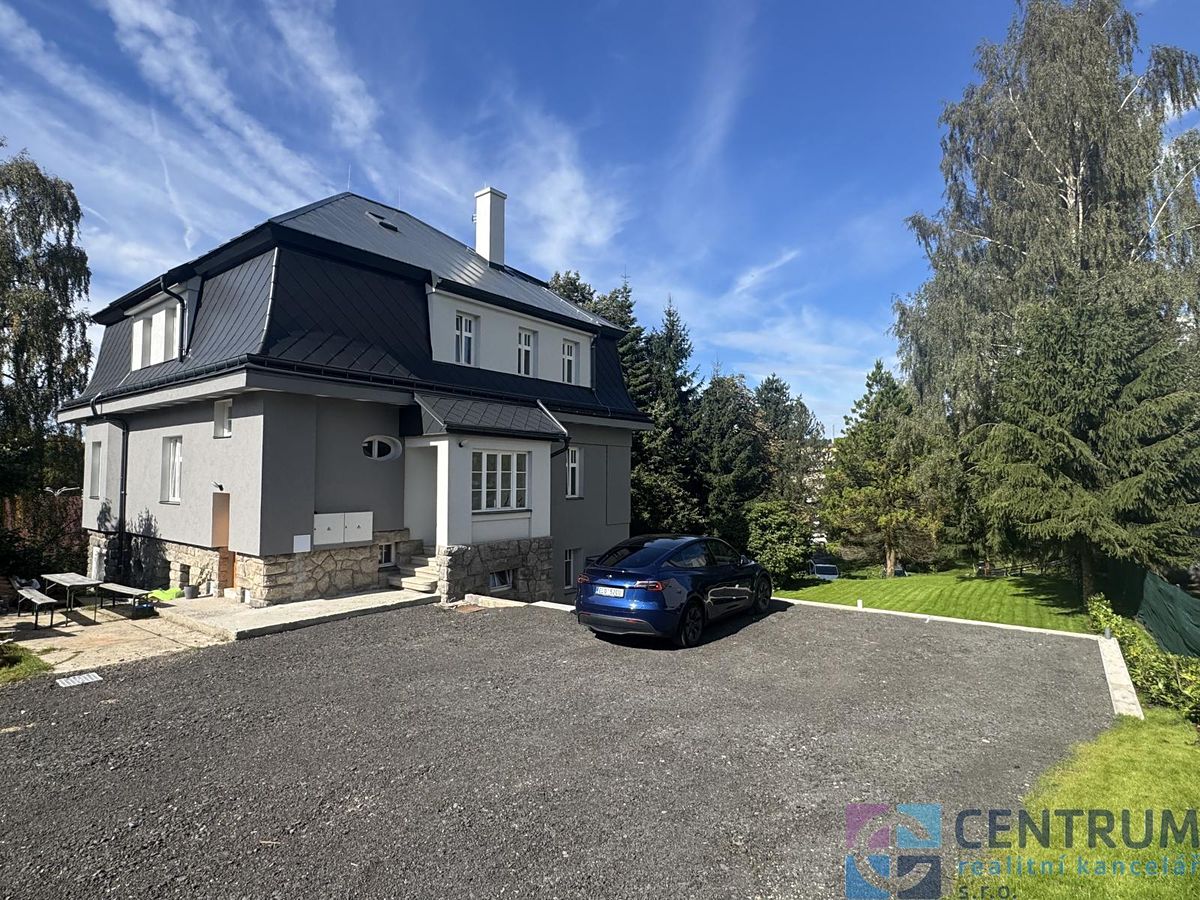 Pronájem bytu 3+kk 63 m² – fotografie 2