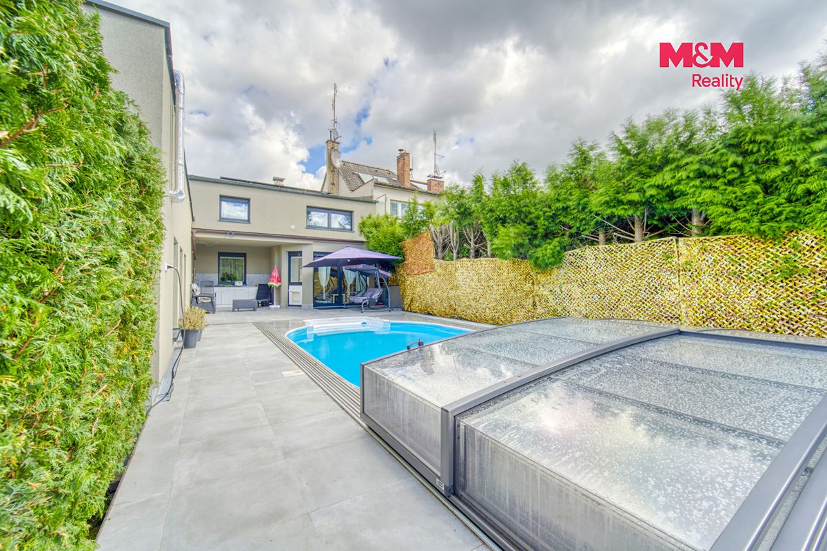 Prodej rodinného domu 144 m², pozemek 642 m² – fotografie 5