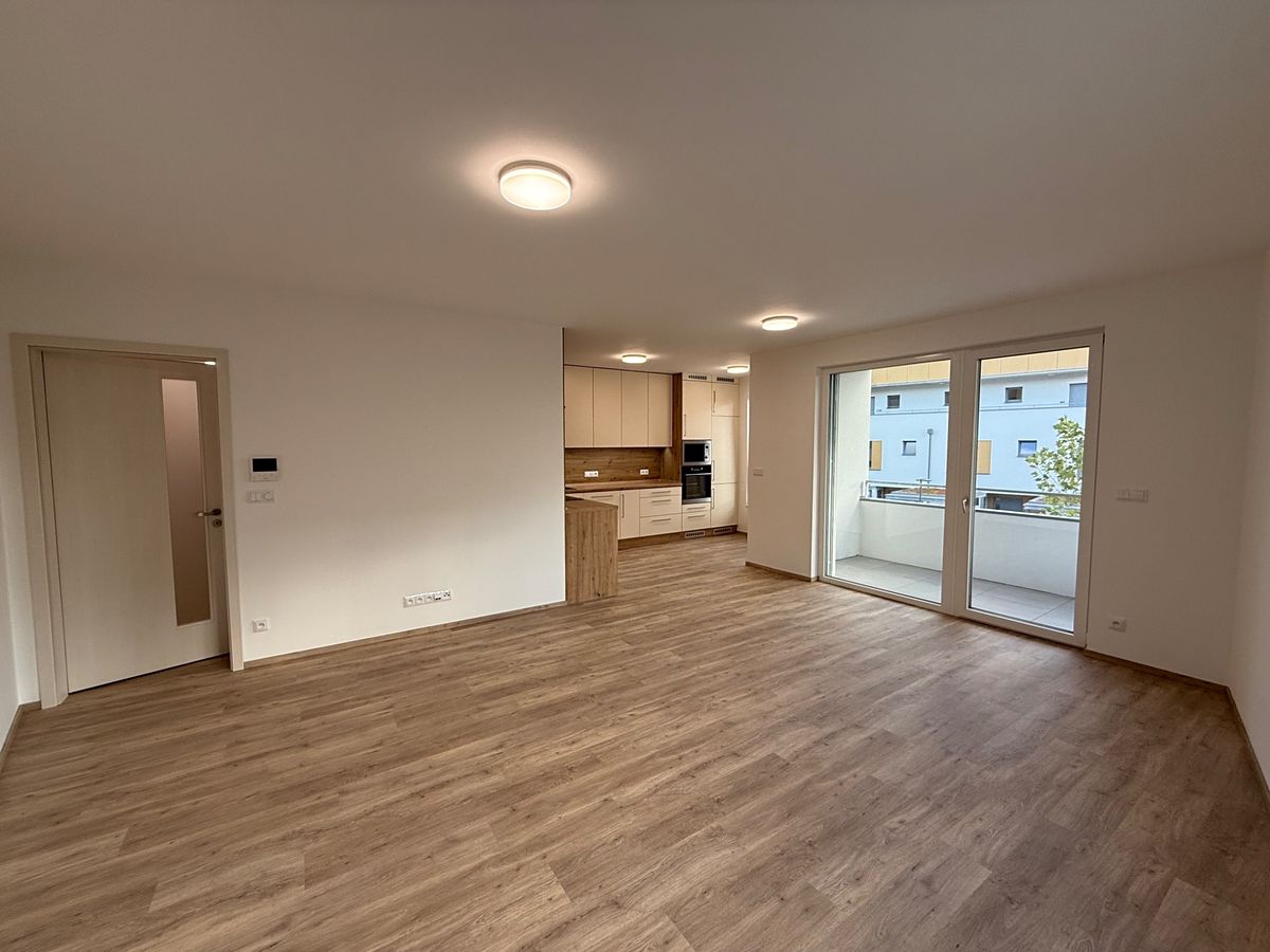 Pronájem bytu 3+kk 93 m² – fotografie 5