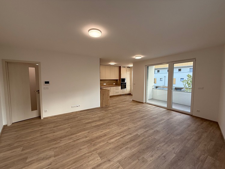 Квартира 3+kk в оренду, 93 м² (5 з 30)