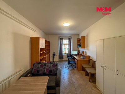 Комерційне приміщення в оренду, 37 м² (2 з 5)