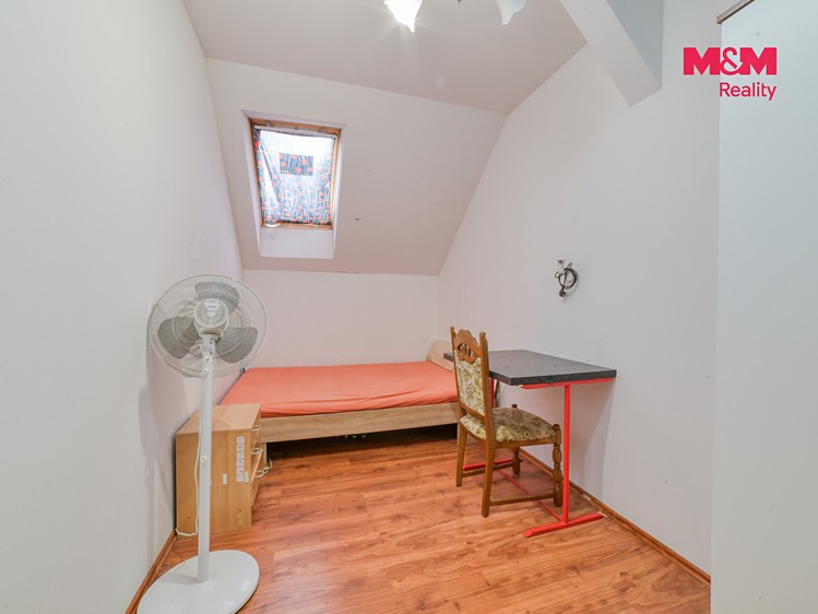Комерційне приміщення на продаж, 845 м² (23 з 30)