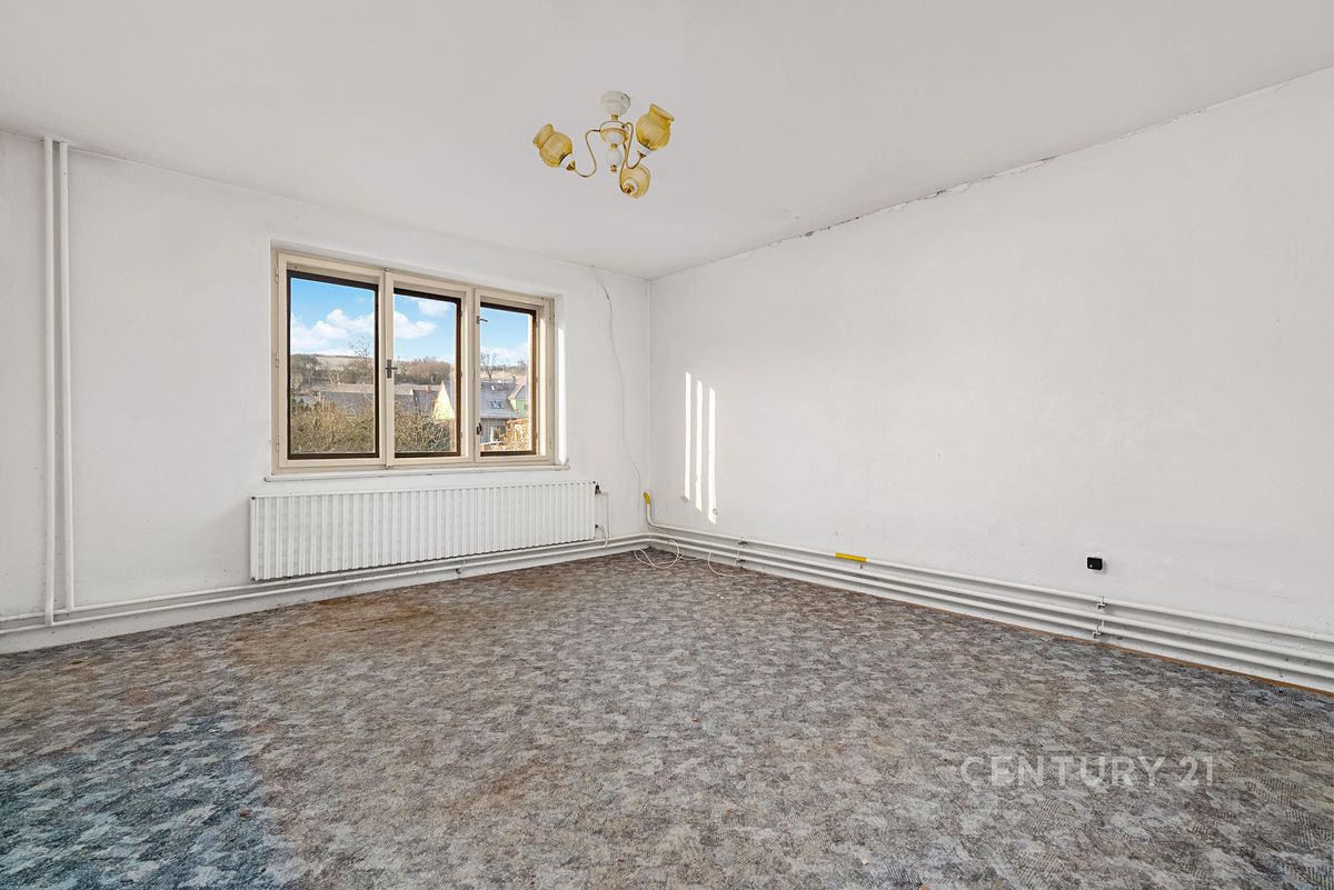 Prodej rodinného domu 120 m², pozemek 753 m² – fotografie 2
