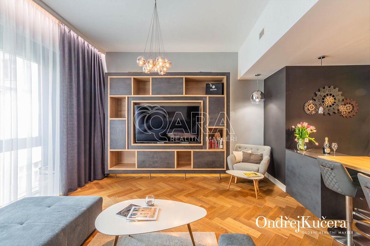 Prodej bytu 1+kk 61 m²