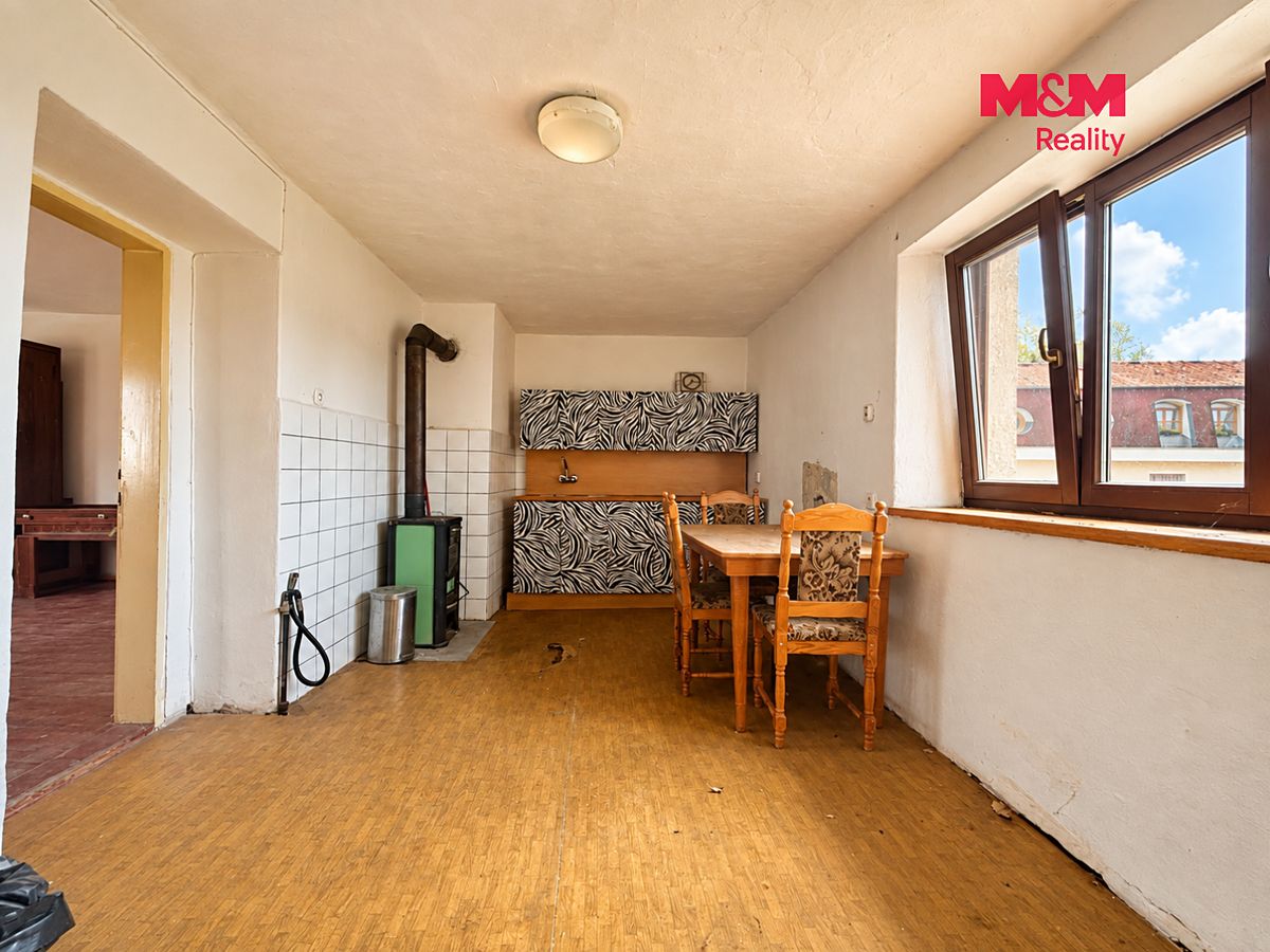 Prodej rodinného domu 126 m², pozemek 182 m² – fotografie 3