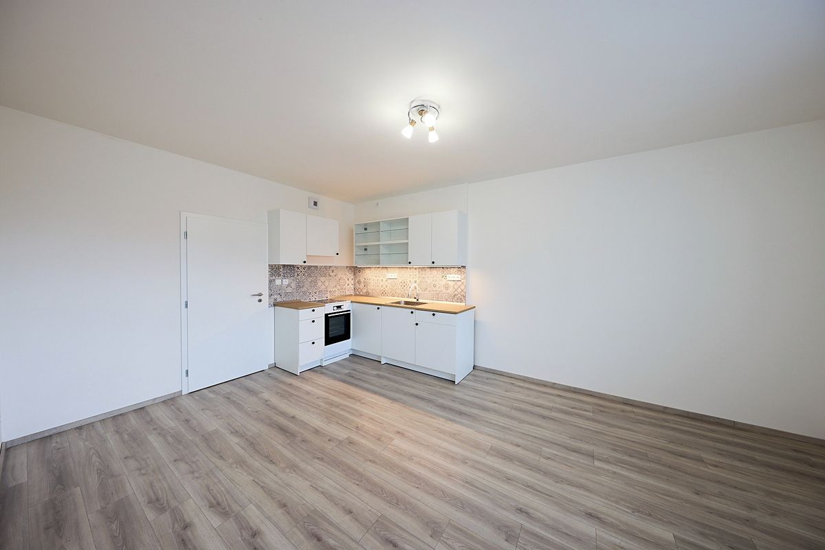 Pronájem bytu 2+kk 53 m² – fotografie 2