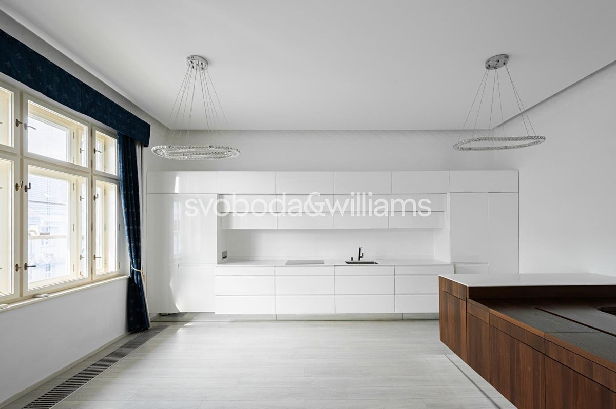 Pronájem bytu 2+kk 81 m² – fotografie 3