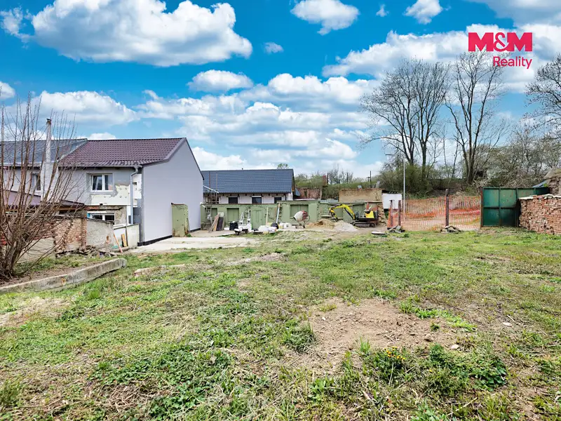 Prodej stavebního pozemku 800 m², Tištín – náhled fotky 3