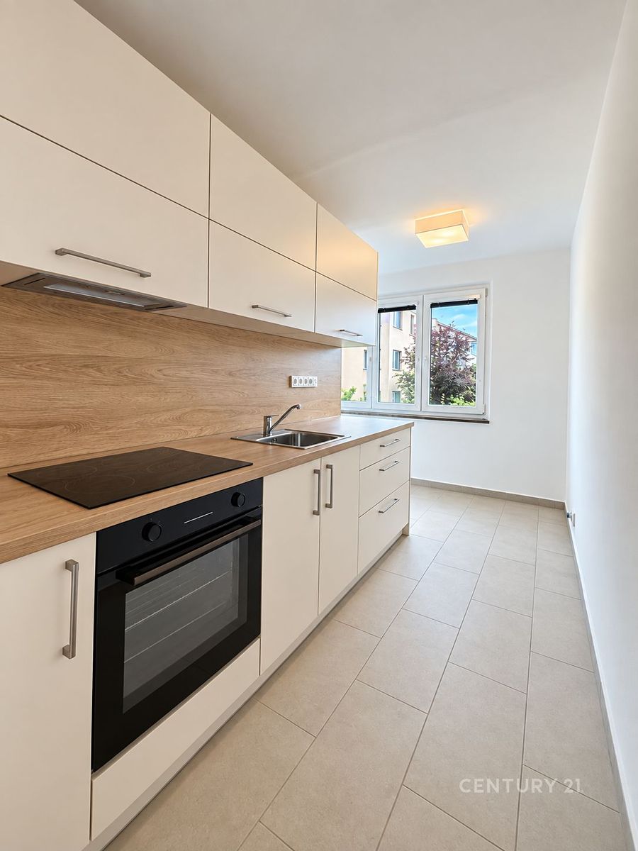 Pronájem bytu 3+1 76 m²