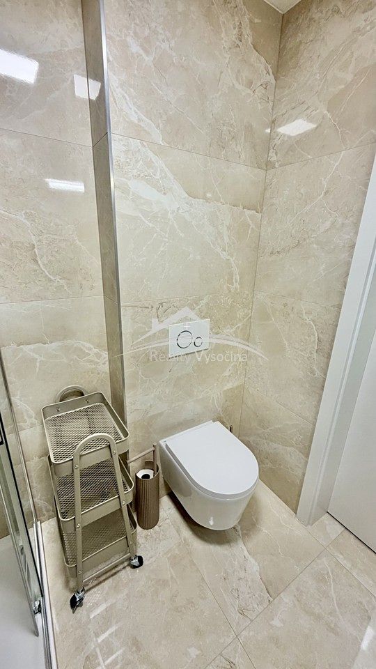 Pronájem bytu 1+kk 35 m² – fotografie 5