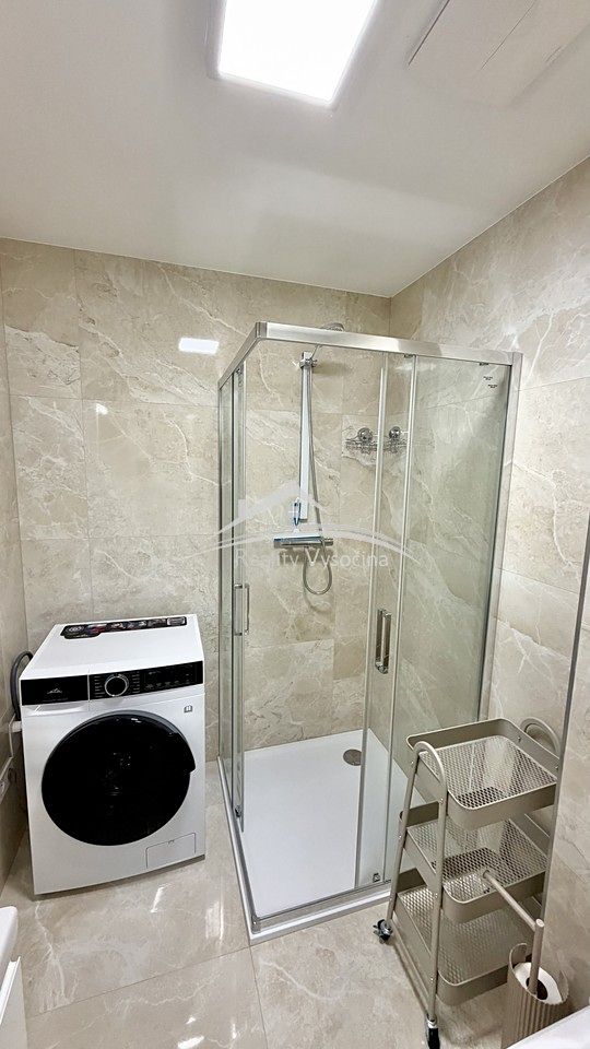 Pronájem bytu 1+kk 35 m² – fotografie 3