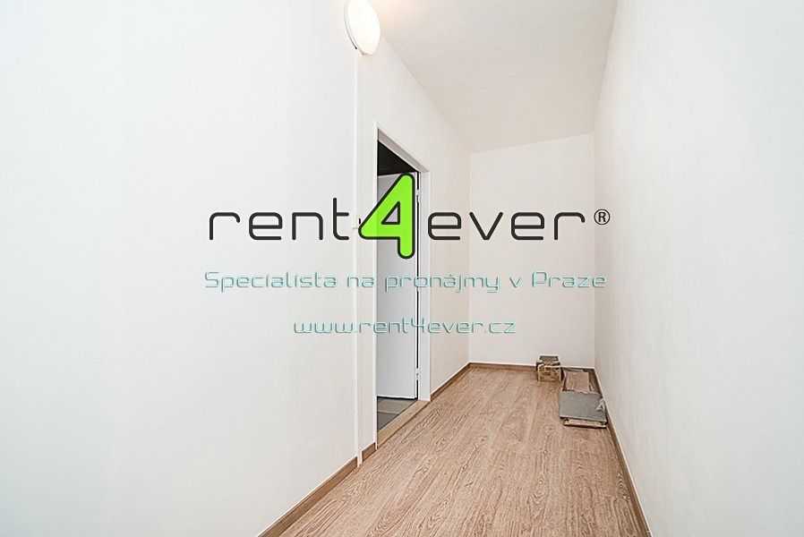 Pronájem bytu 1+kk 23 m² – fotografie 4
