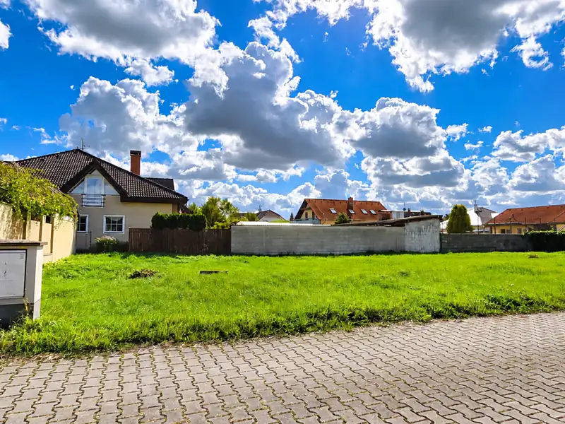 Prodej stavebního pozemku 681 m², Spojil – náhled fotky 3
