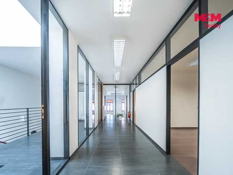 Prodej rodinného domu 801 m², pozemek 382 m², Svitavy – náhled fotky 2