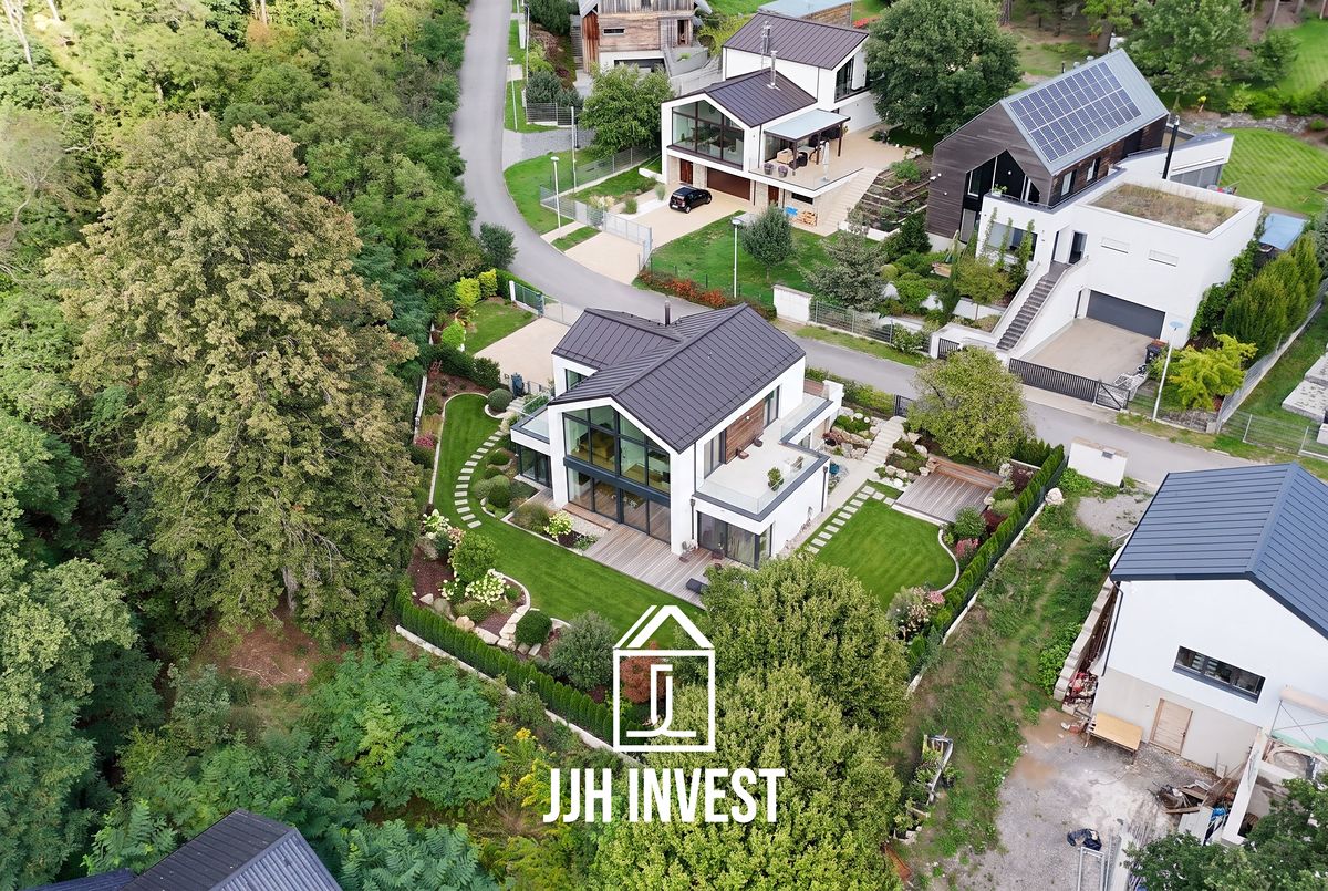 Prodej stavebního pozemku 1313 m² – fotografie 2