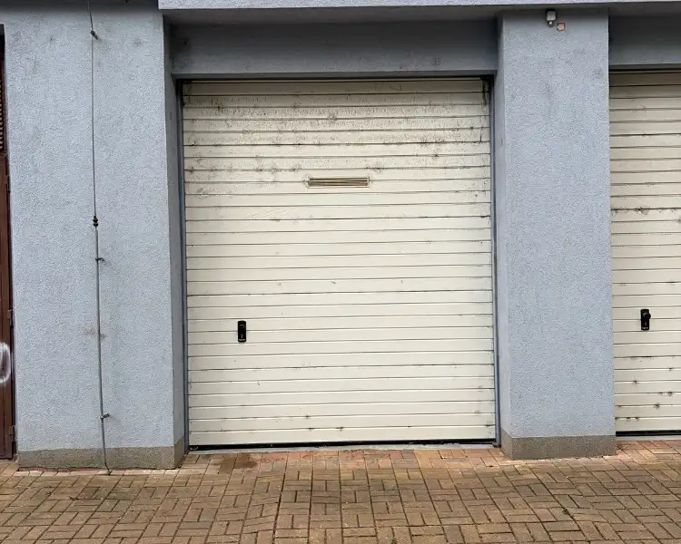 Pronájem skladového prostoru 17 m², Praha – náhled fotky 1