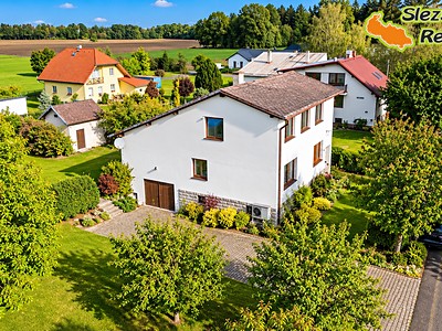 Prodej  rodinného domu 240 m², pozemek 1 130 m²