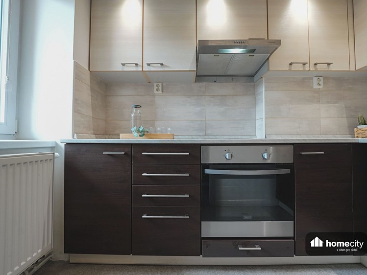 Pronájem bytu 3+kk, 75 m² (6 z 18)