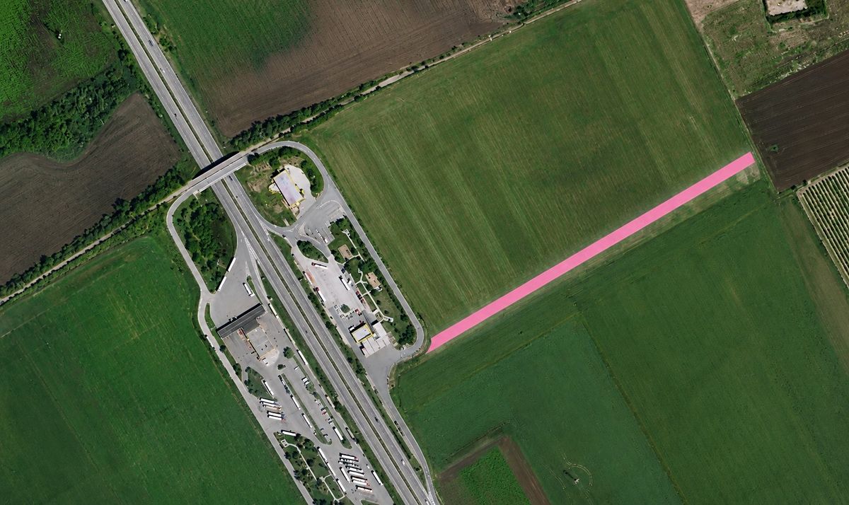 Prodej pole 9846 m², Ladná – fotka 1 z 3