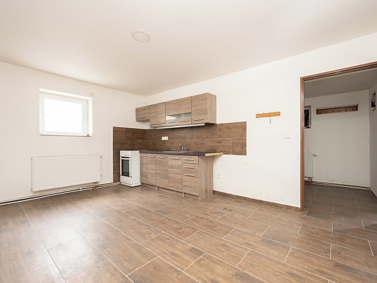 Prodej pozemku, 19 082 m² (21 z 35)