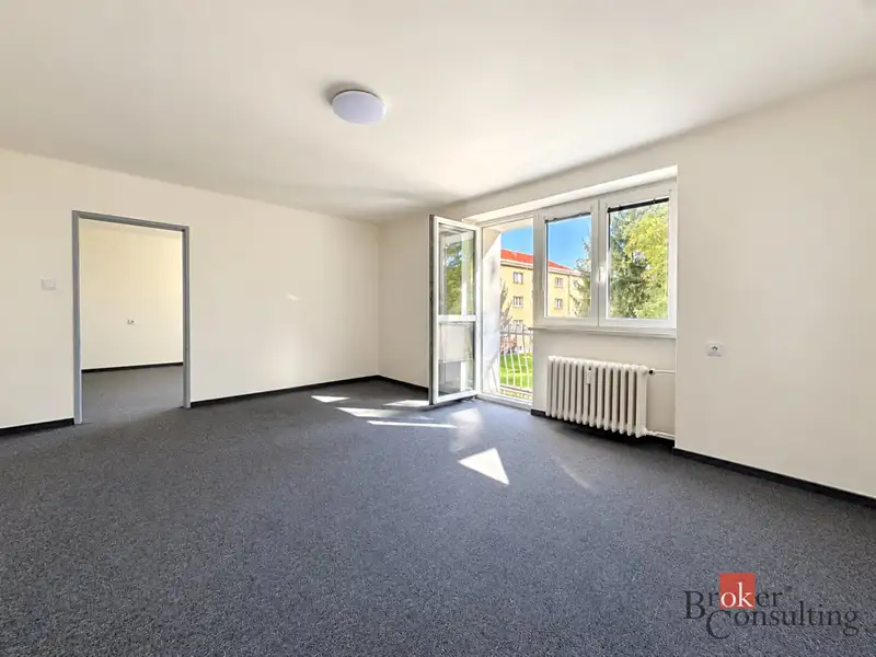 Pronájem bytu 2+1 62 m², Plzeň – náhled fotky 3