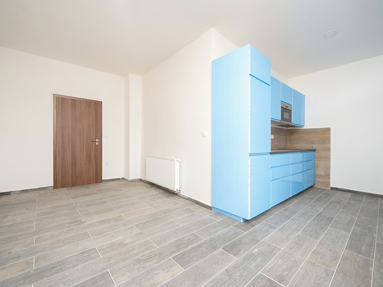 Комерційне приміщення на продаж, 2 250 м² (11 з 35)