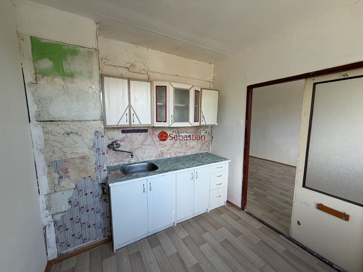 Prodej bytu 1+1 35 m², Most – fotka 1 z 3