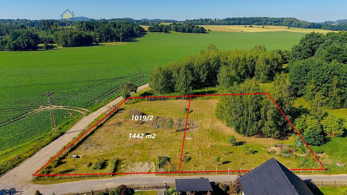 Prodej stavebního pozemku 1442 m² – fotografie 3