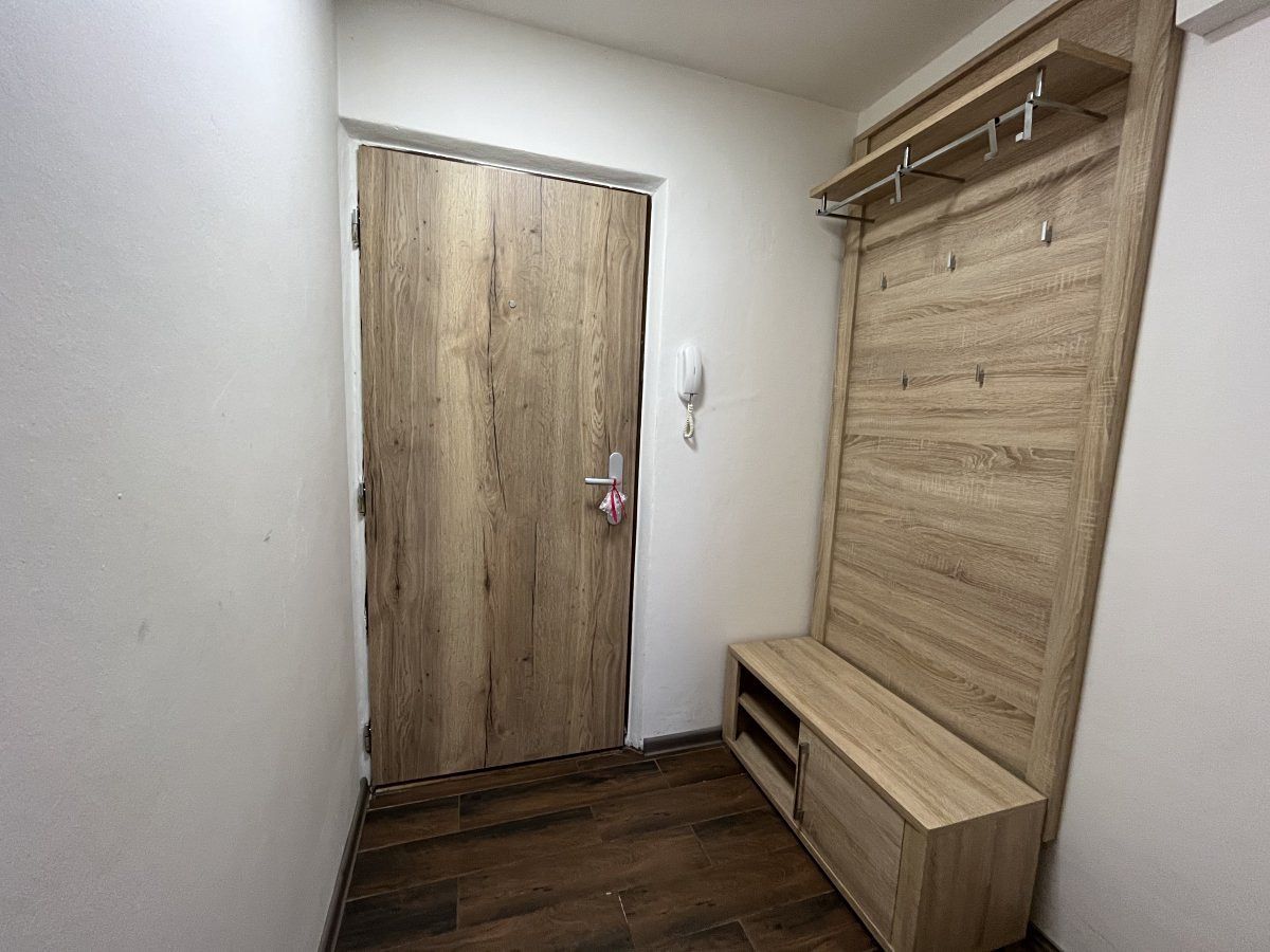 Pronájem bytu 2+1 52 m² – fotografie 2