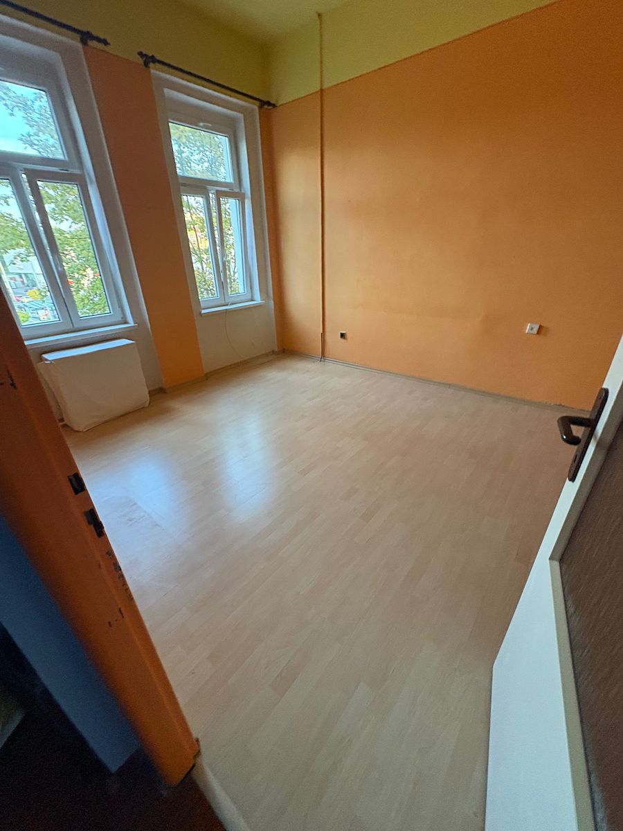 Pronájem bytu 2+1 80 m² – fotografie 4