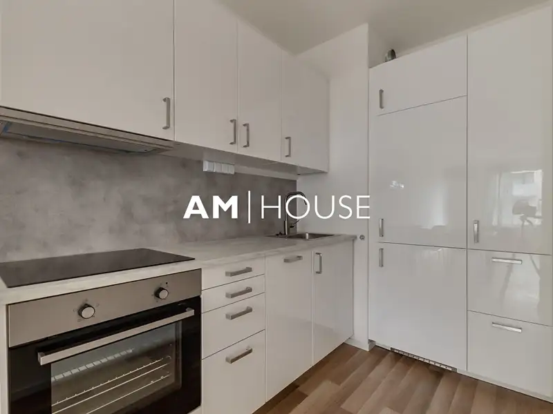 Prodej bytu 2+kk 60 m², Praha – náhled fotky 2